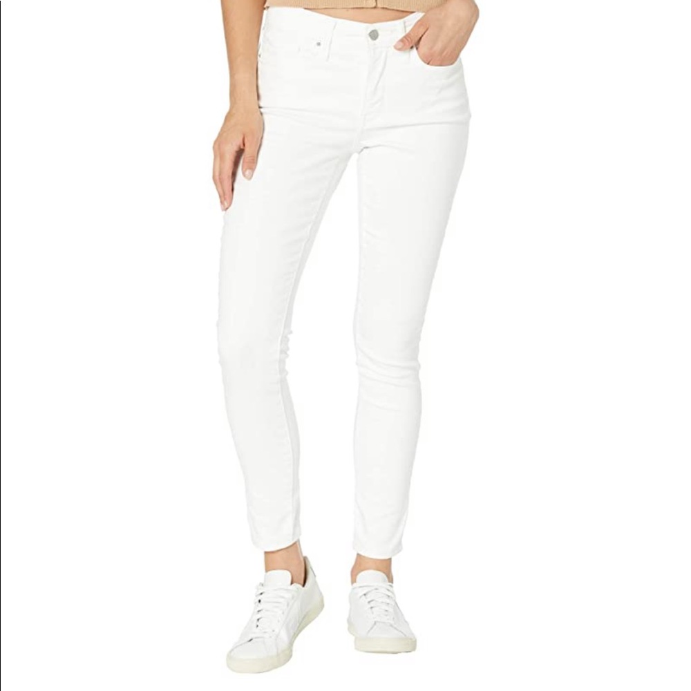 Levi’s 311 Shaping Skinny Jeans